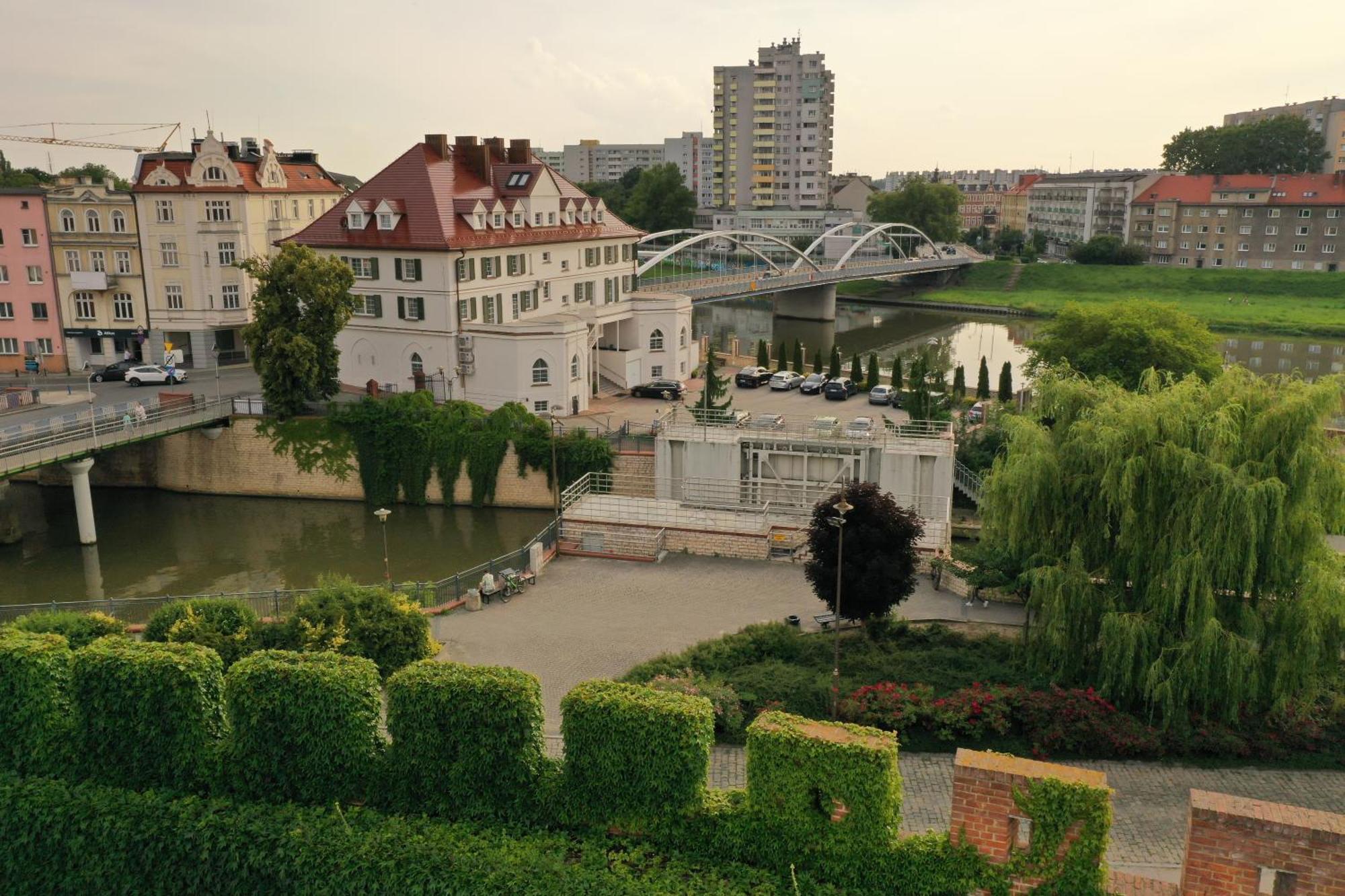 Hotel Piast Ополе Экстерьер фото